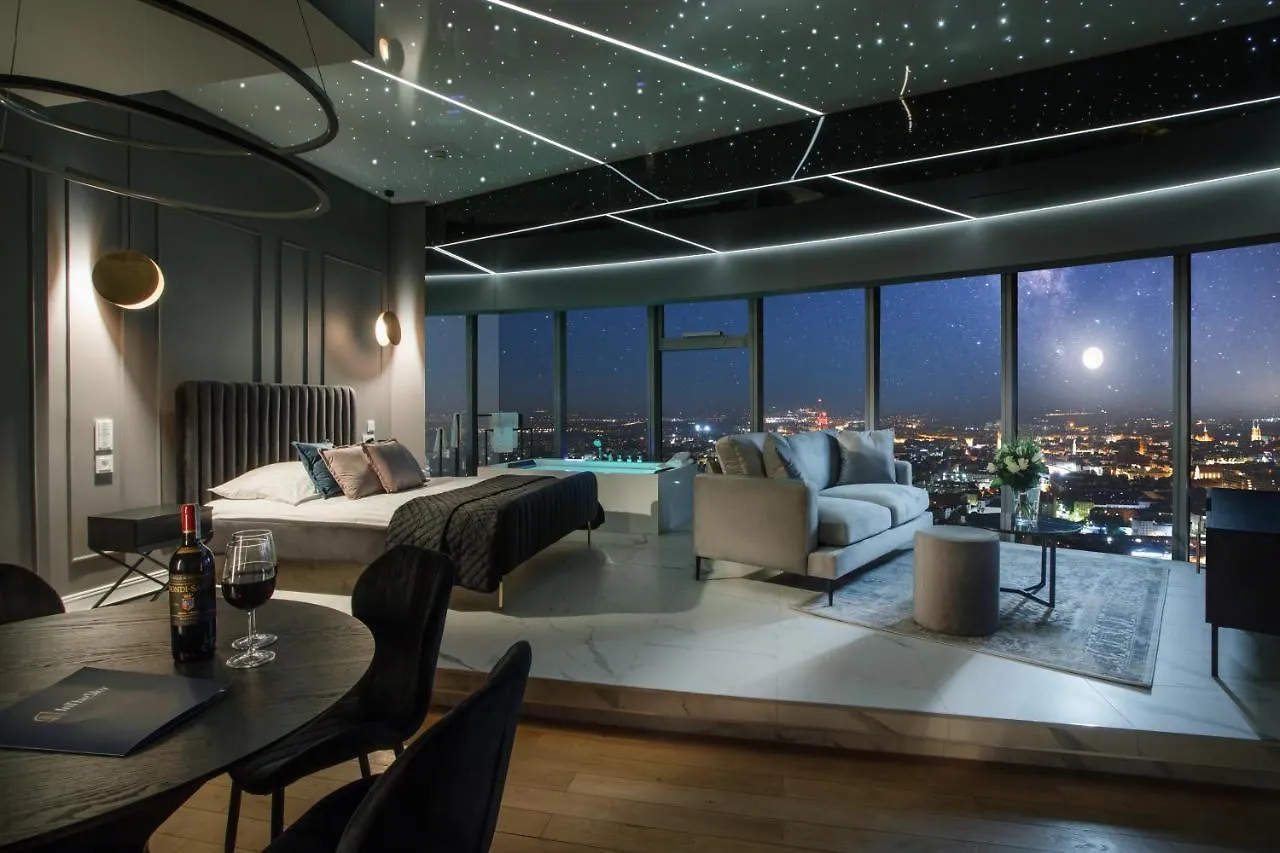 Apartamenty Sky Tower Wrocław 0*,