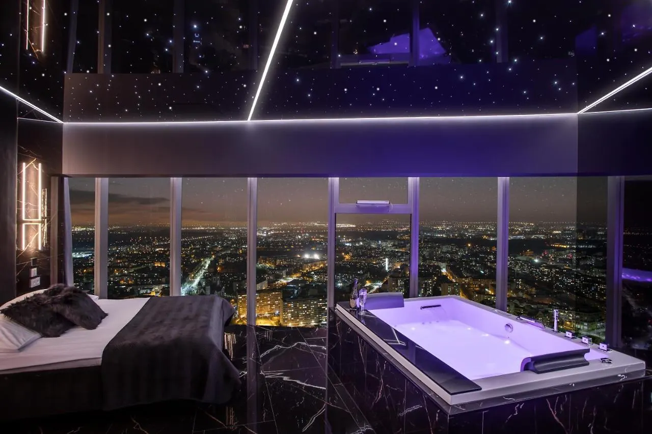 Apartamenty Sky Tower Wrocław 0*,  Polska