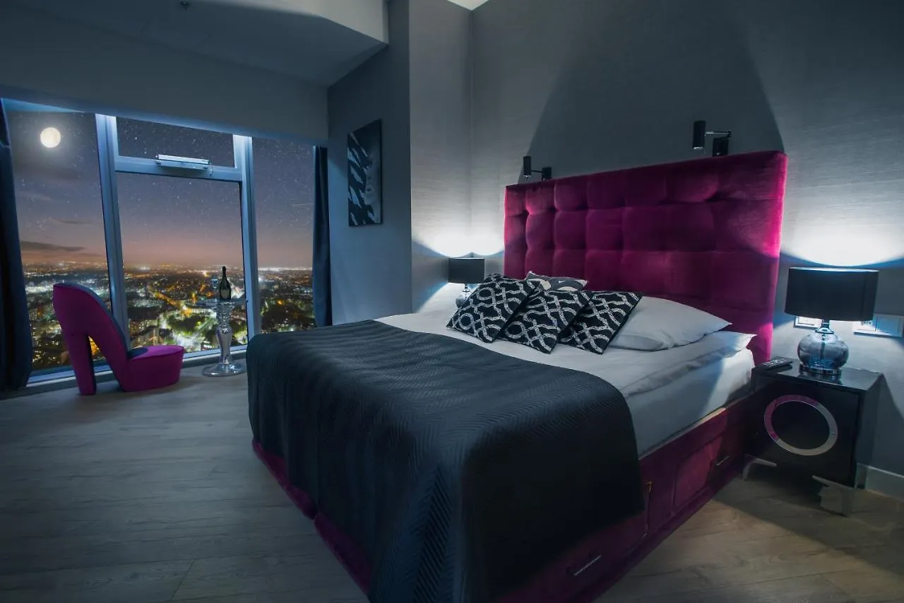 In The Sky - Apartamenty W Sky Tower Breslavia Apartamento